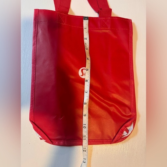 NWOT Lululemon bundle of 2 Reusable Tote Bags (choose your colors) - Picture 8 of 10